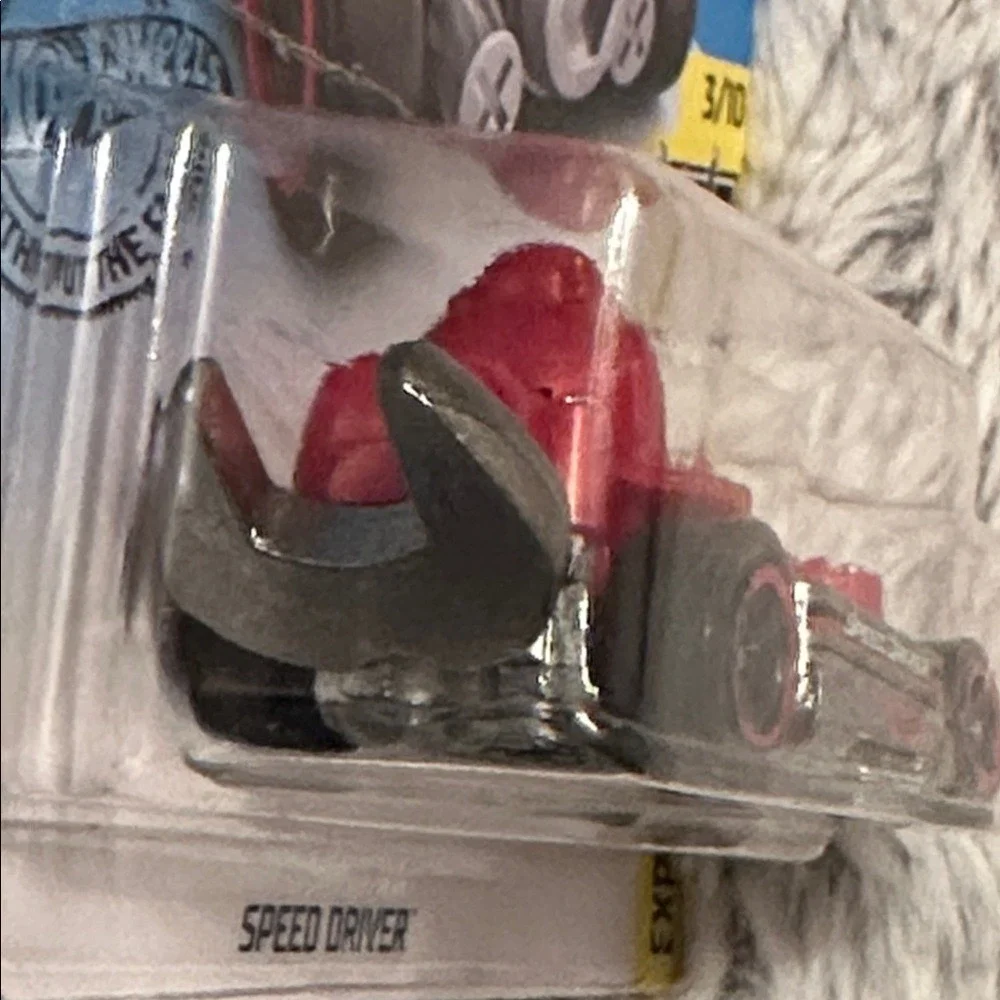 Hot Wheels Speed Driver Red Experimotors 3/10 77/250 New for 2020 Diecast Car
